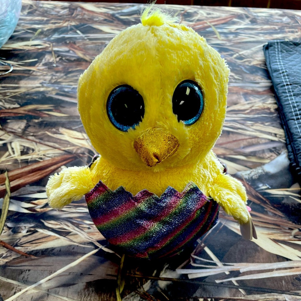 TY Beanie Boo Chick in Egg